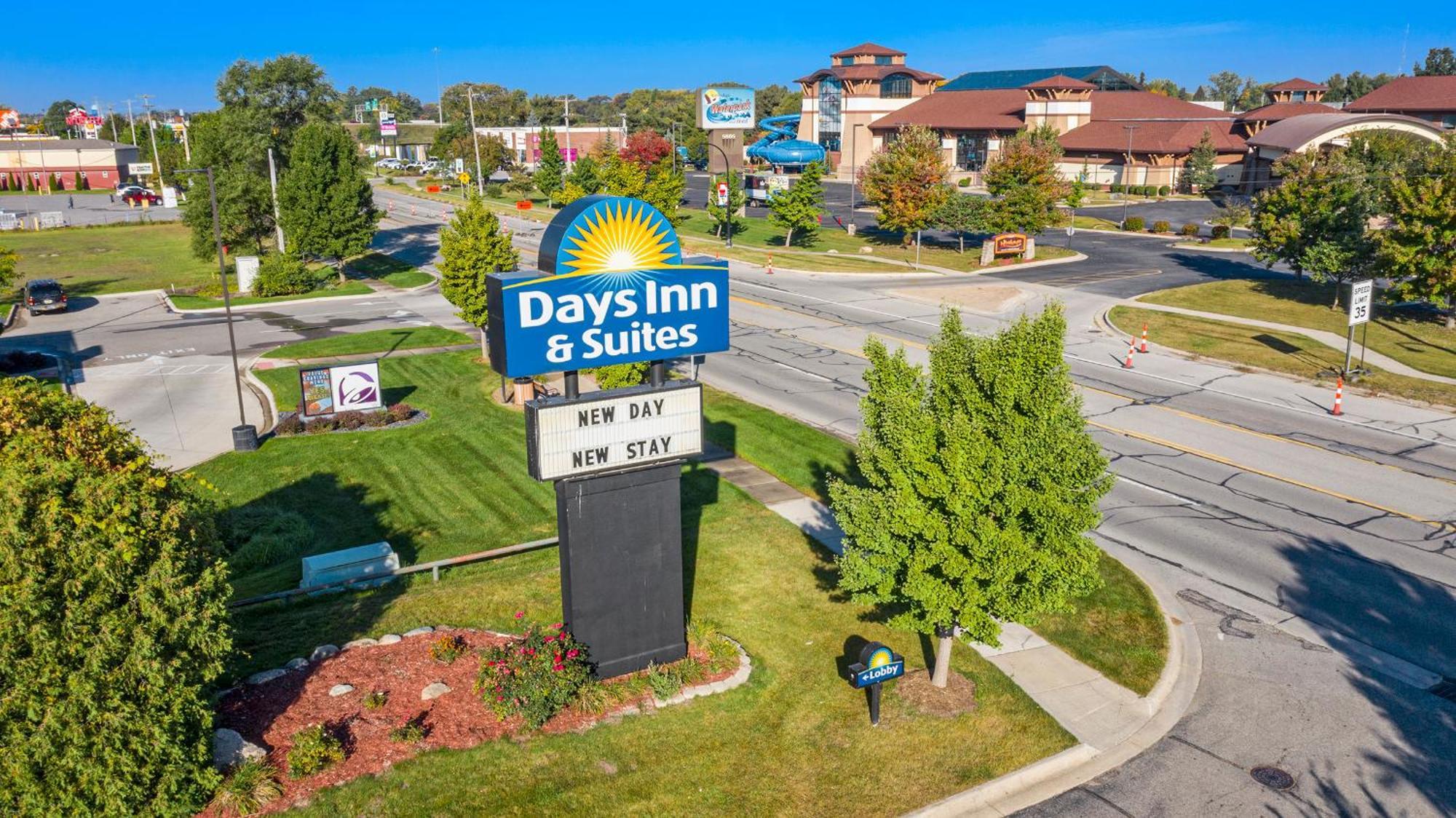 Days Inn & Suites By Wyndham Mt Pleasant Mount Pleasant Esterno foto